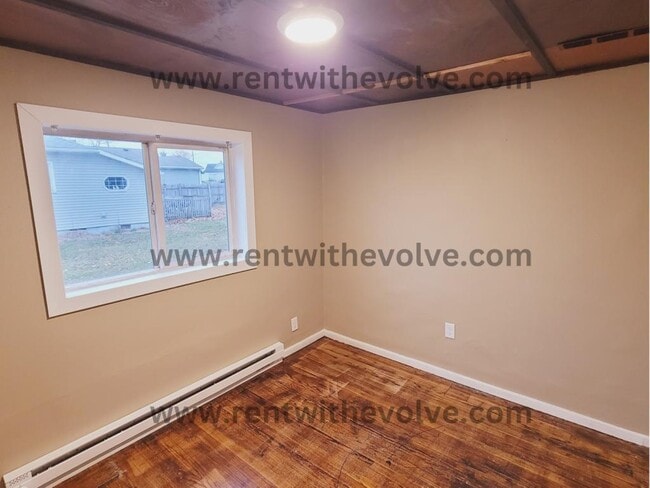 Photo - 503 N Main St