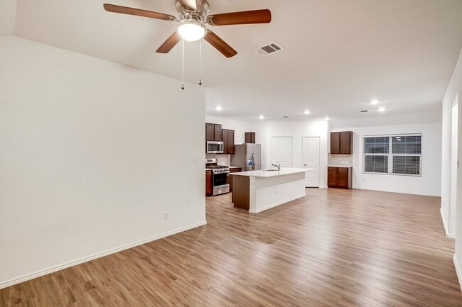 Photo - 3201 Kenner Dr