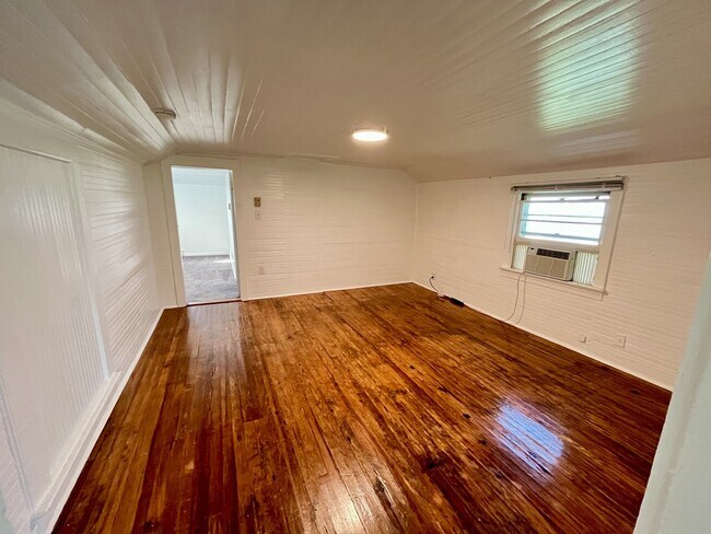 14947 Spotswood Trail