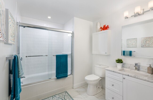 Photo - Spacious Brookline Apartment
