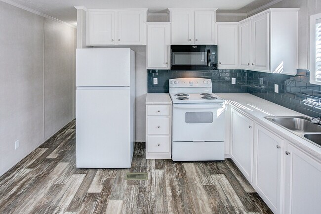 Photo - 205 North St Unit 8