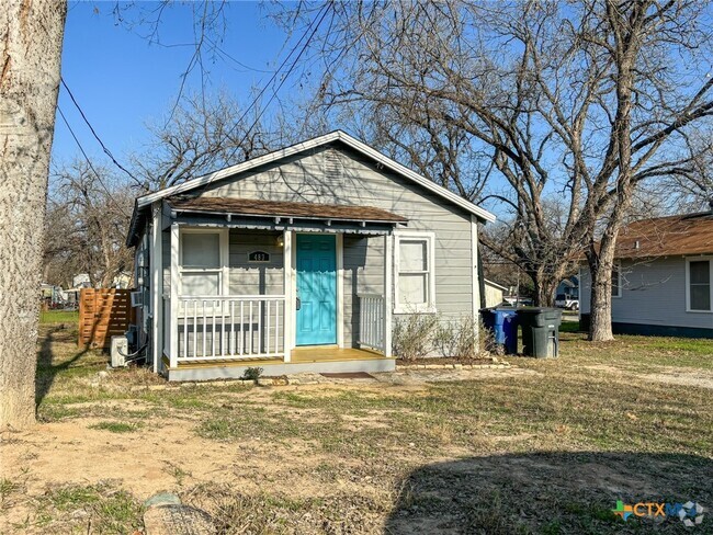 Building Photo - 483 S Central Ave Rental