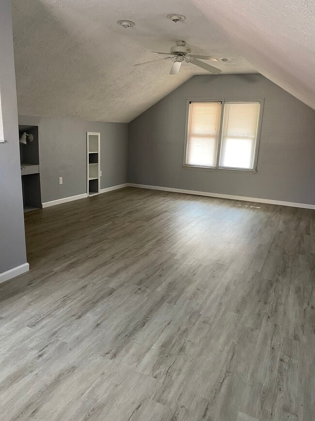 Photo - 11448 Columbia