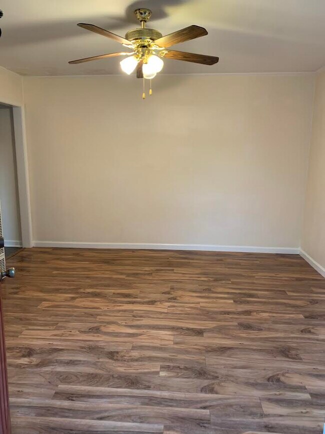 Sala de estar - 2222 17th St Unidad 2222