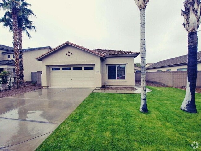 Building Photo - 14526 W Ventura St Rental