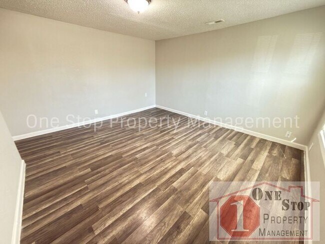 Photo - Beautiful 4 Bedroom 1.75 Bathroom Home in Independence!