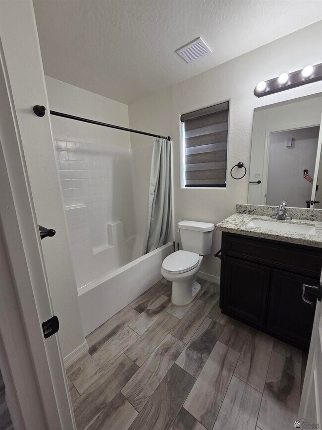 Photo - 3874 Santa Sophia St