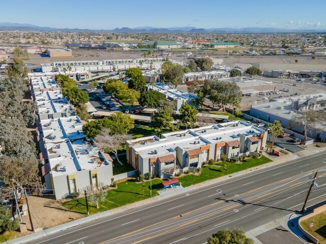 Photo - Peoria Grand Apartments