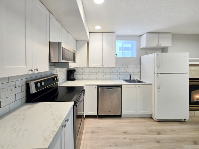 Photo - 188 Tuscany Valley Dr NW