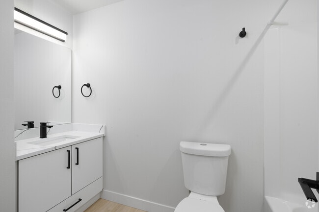 4BR - 2.5BA - Bath - 3408-3412 Northwest, 3 Beds, 2.5 Bath & 4 Beds, 2.5 Bath Units Available!