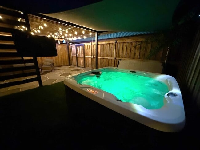 Photo - 5912 Harvest Hill Rd