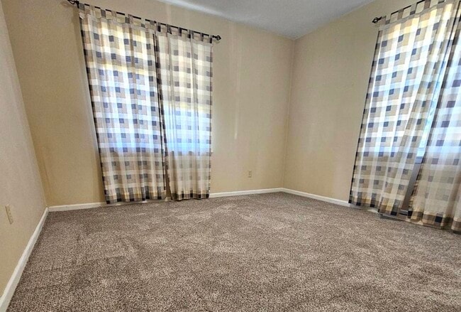 Photo - 714 N Bridge St Unit 0