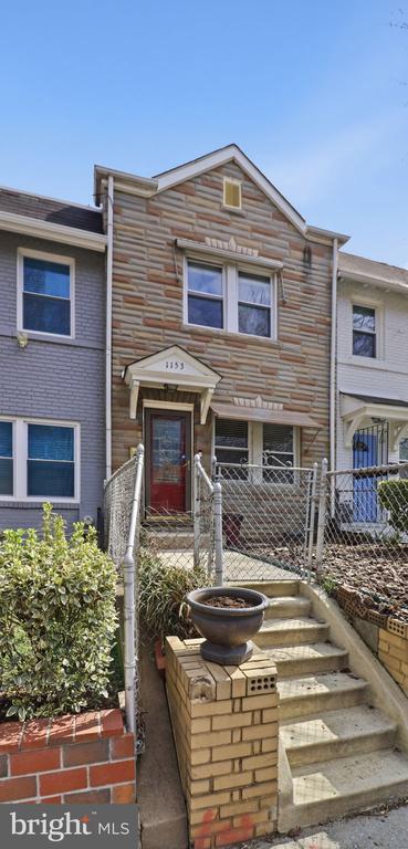 Photo - 1153 3rd St NE