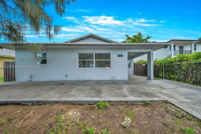 Photo - 1422 NW 8th Ave