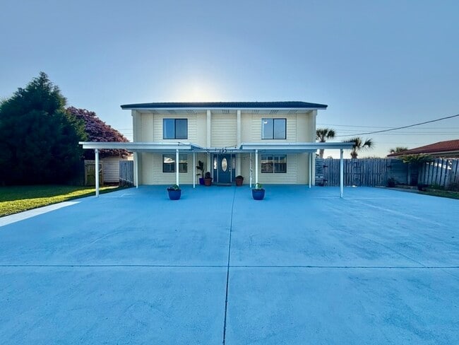 Photo - 723 Sailfish Dr