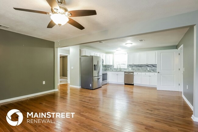 Photo - 209 W 97th St