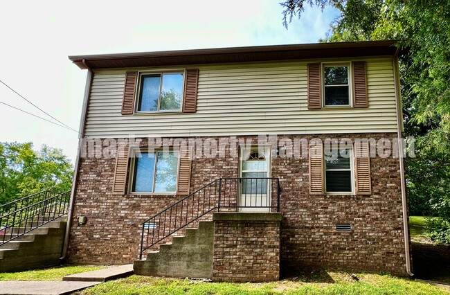 Photo - 623-623 Belgium Dr Townhome