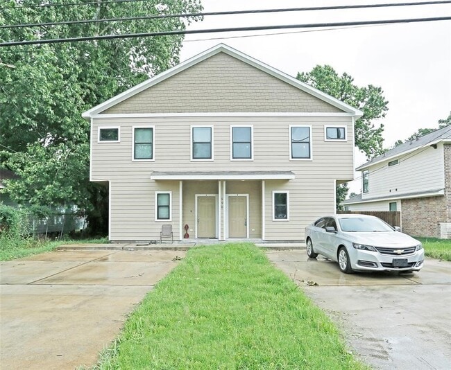 Building Photo - 990 Grenshaw St Unit A Rental