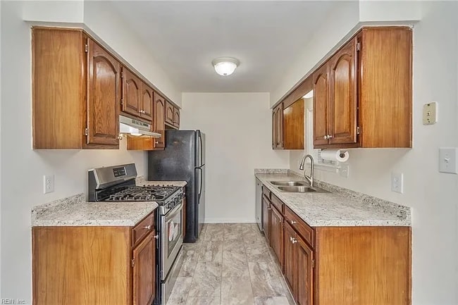 Photo - 1221 Garth Ct