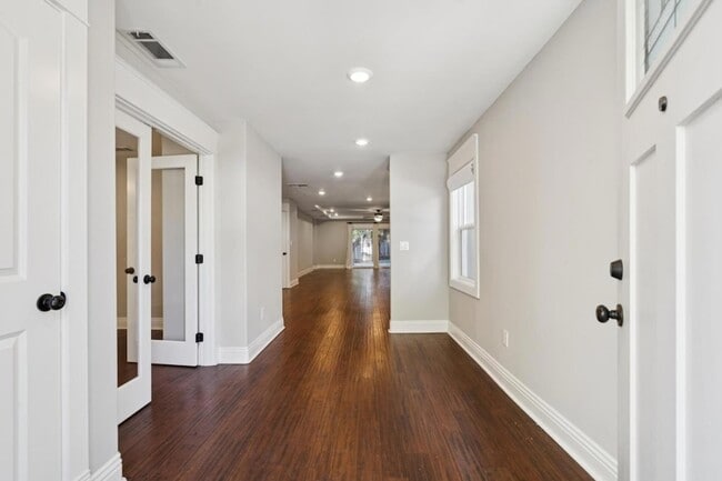 Photo - 2081 Buttner Rd