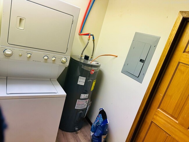 Photo - 2 bedroom with laundry and off street parking Unit 210 Hallowell Lane