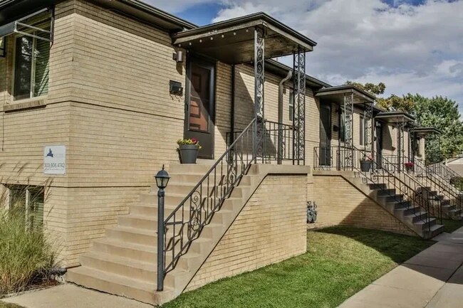 Photo - Washington Street