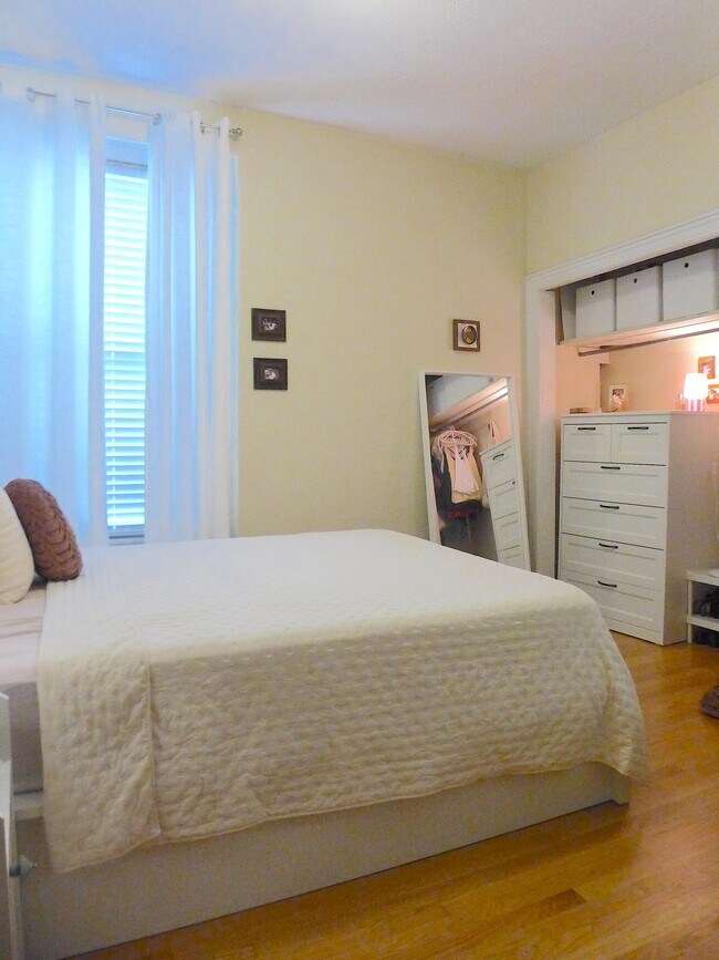 Photo - 5 Warwick St