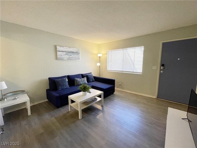 Photo - 1617 Cordoba Ln Unit A