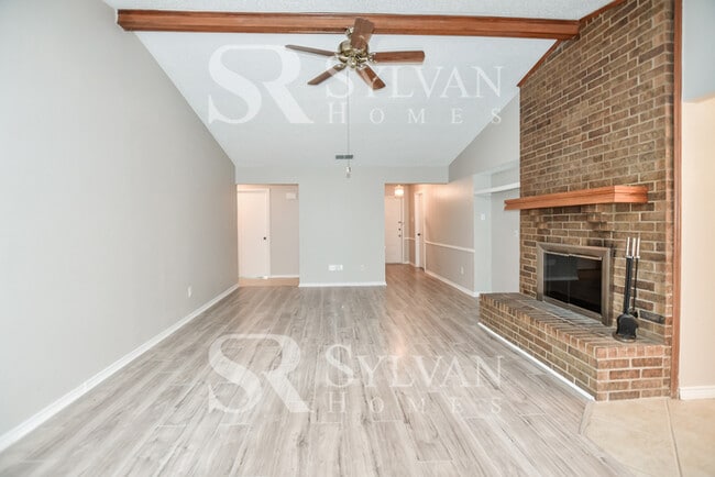 Photo - Enjoy living the good life in this 3 bedroom, 2 bathroom brick home