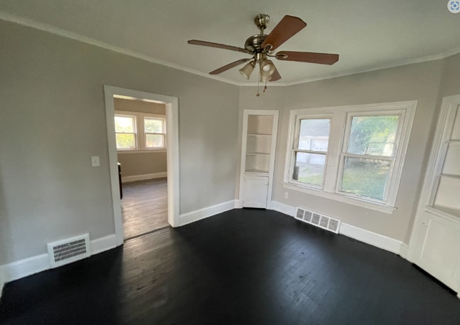 Photo - 3437 E 103rd St