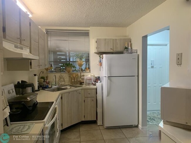 Photo - 1256 S Military Trail Condominio Unidad 913