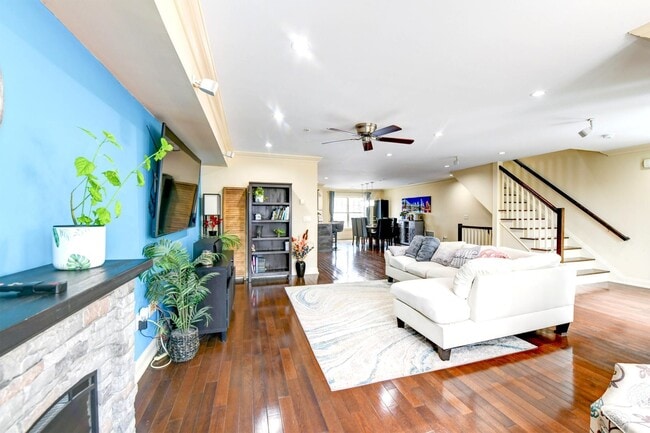 Photo - 1625 Paterson Plank Rd Unit 2