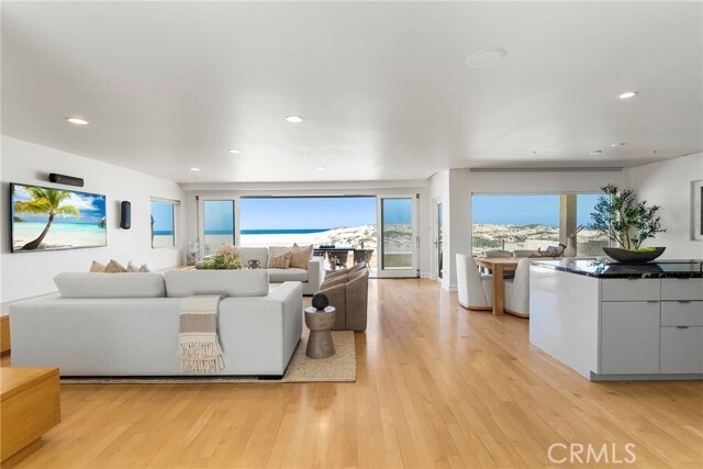 Photo - 1554 E Oceanfront