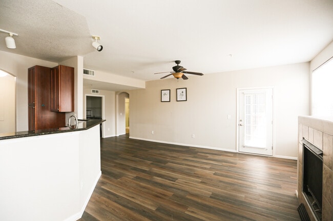 3100 Blue Sky Cir Unit Blue Sky 207