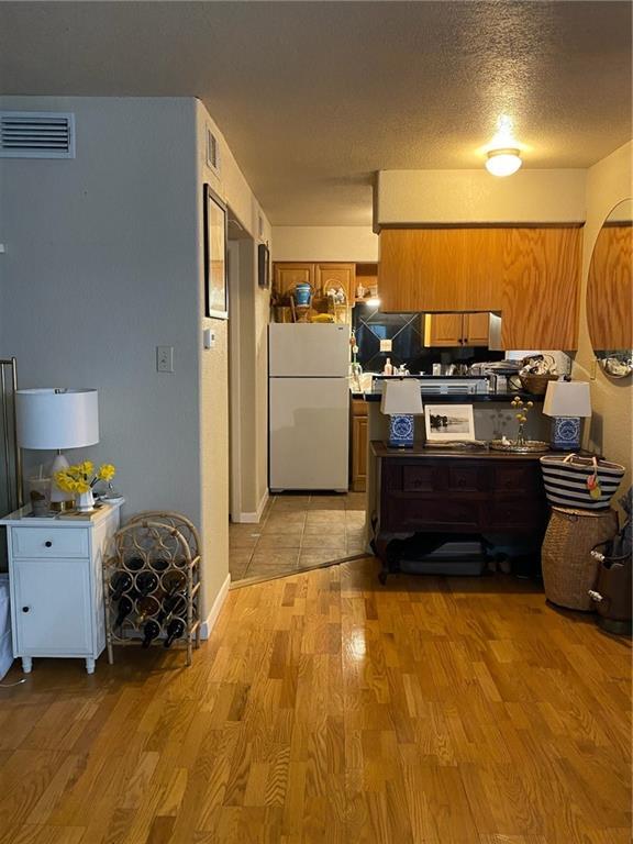 Photo - 112 W 38th St Unit 202