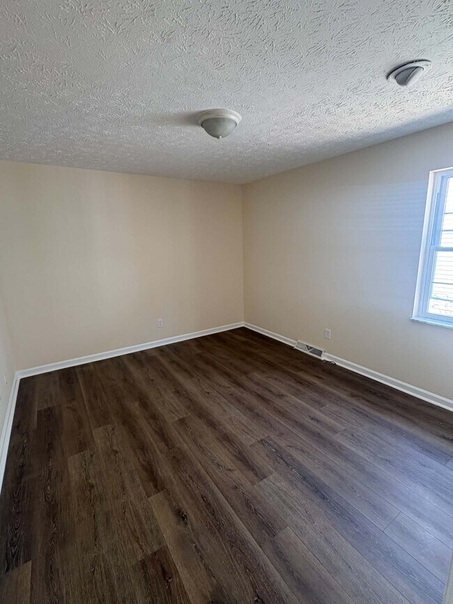 1714 Patrick Way