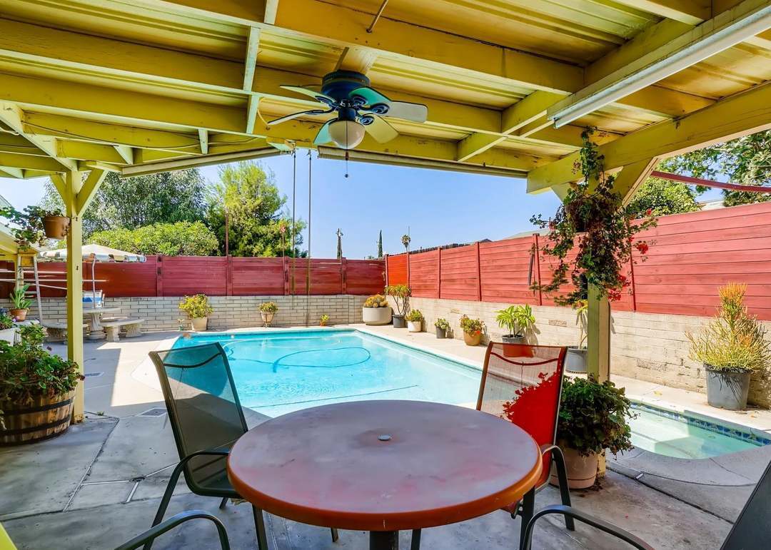 Photo - 8728 Orville St