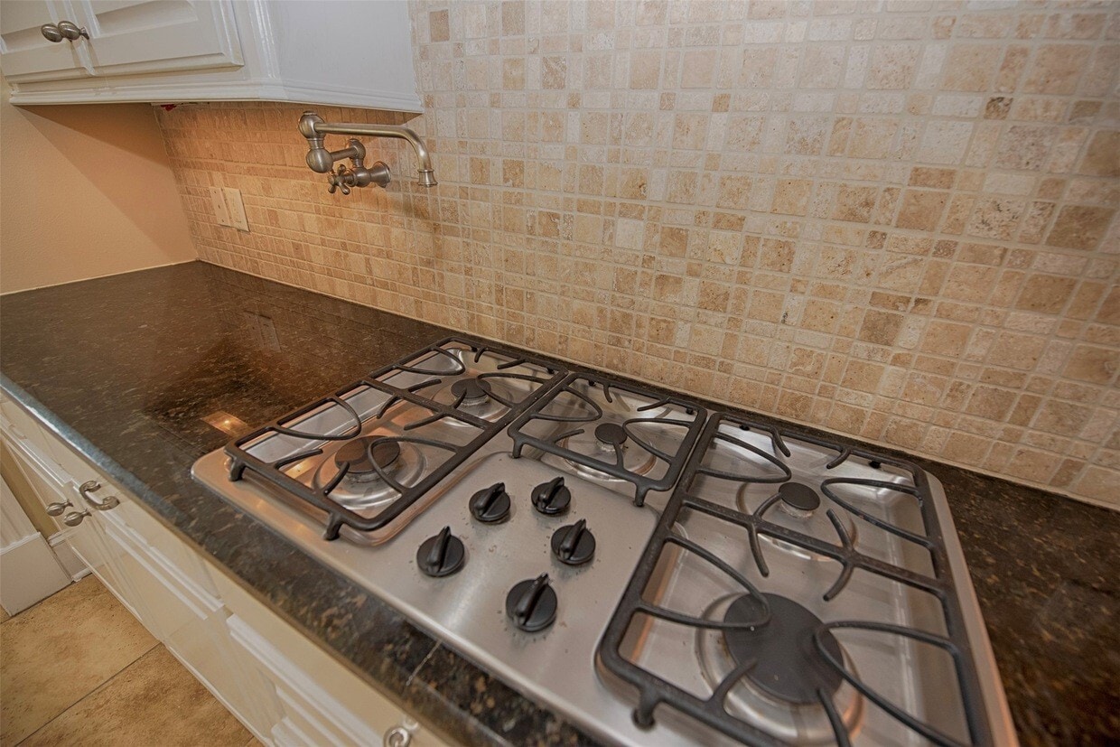 Photo - 2293 E Bayshore Dr