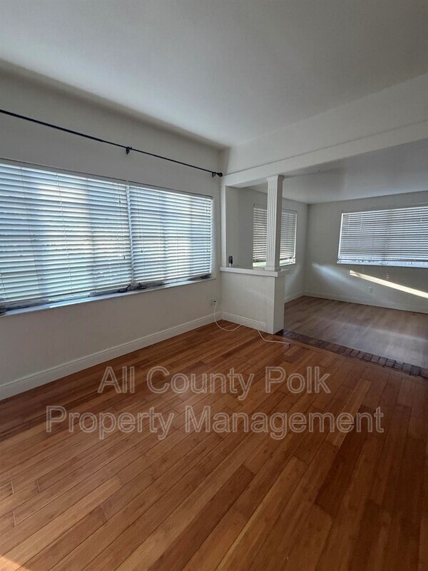 Photo - 2700 Homer Cir