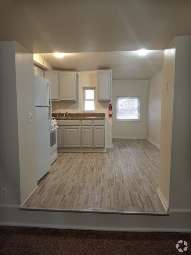 Building Photo - 308 S Wolfe St Rental