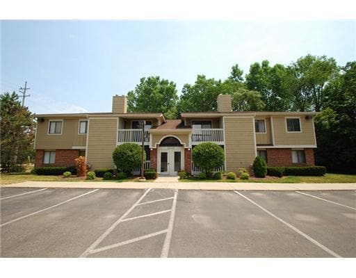 Building Photo - 3005 Fernwood Ave Unit 202 Rental