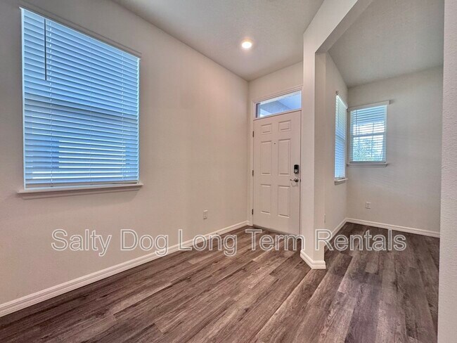 Photo - 2697 Kinsale Ln