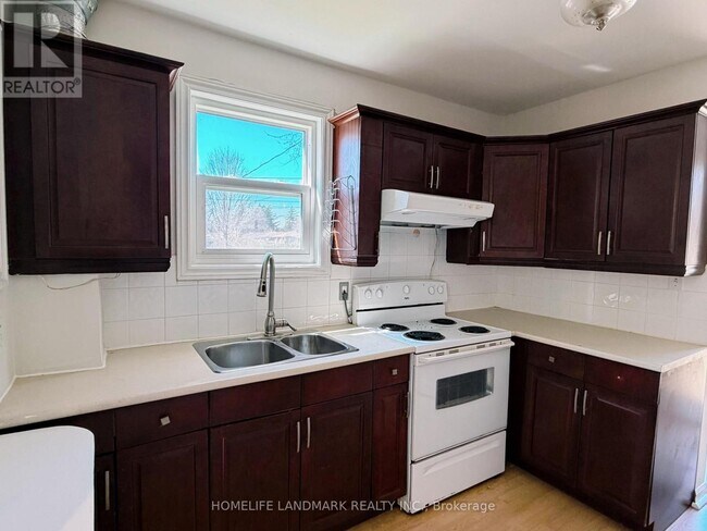 Photo - 392 Elmwood Ave