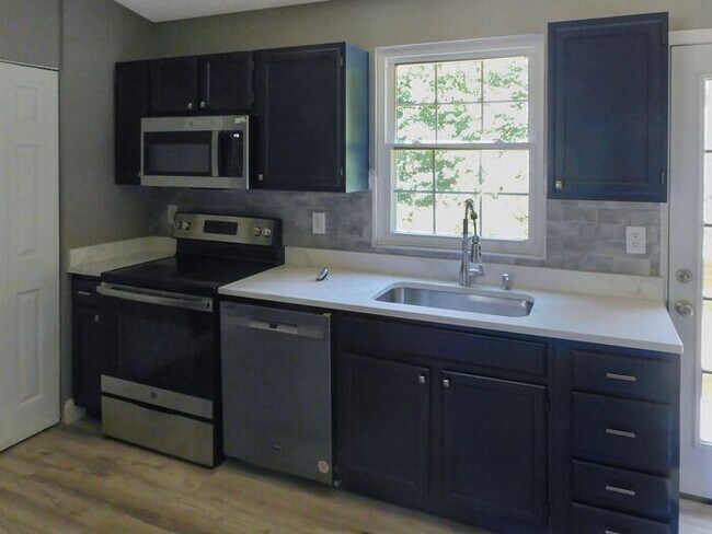 Photo - 327 White Sands Dr