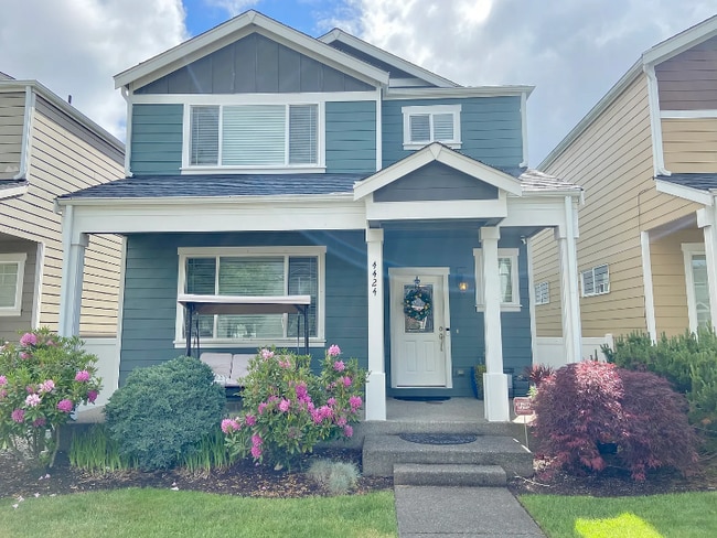 Building Photo - 4424 Edgewater Blvd NE