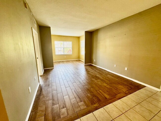 Photo - 3 bedroom 2 bathroom Condo in the Gardens at Beachwalk