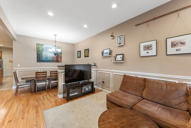 Photo - 96 L St Unidad 1