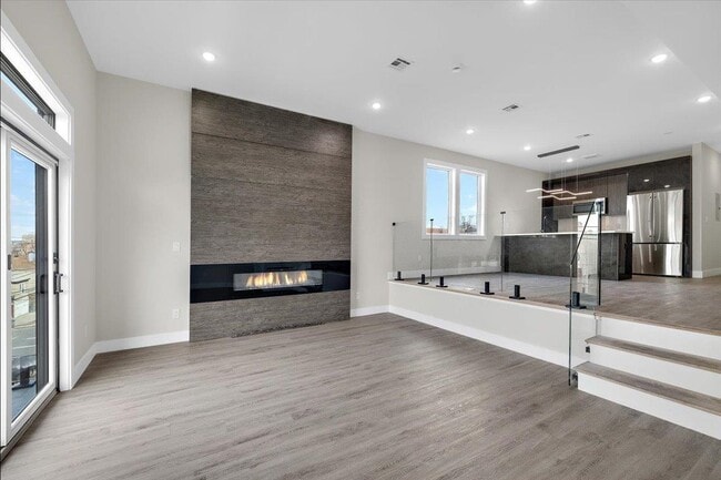 Photo - 327 69th St Unit 1