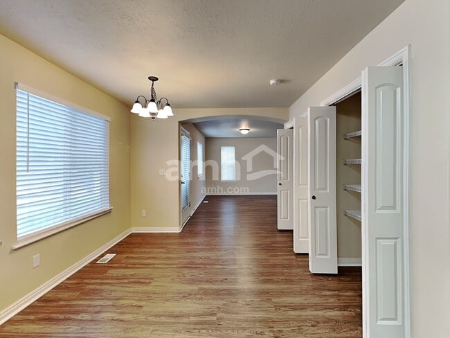 10526 Doral Dr