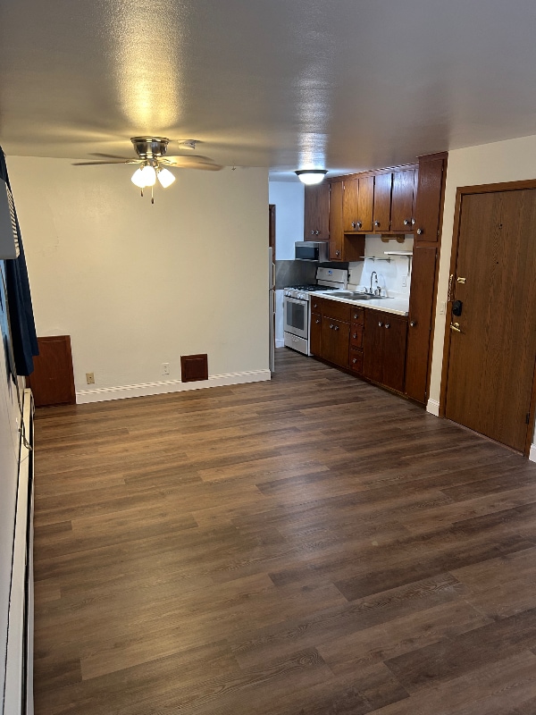 Building Photo - 7527 Penn Ave S Rental